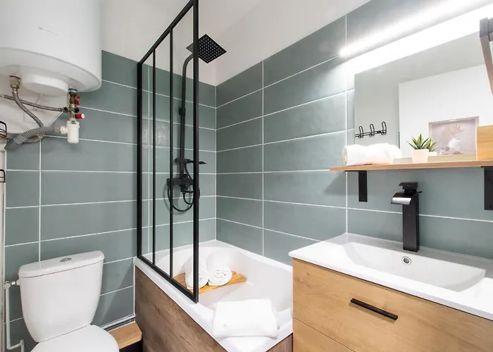 Les Flamants Roses - Studio Avec Balcon *